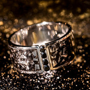 Noir Mosaic Cera Stone Band