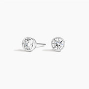 18K White Gold Round Bezel Stud Earring