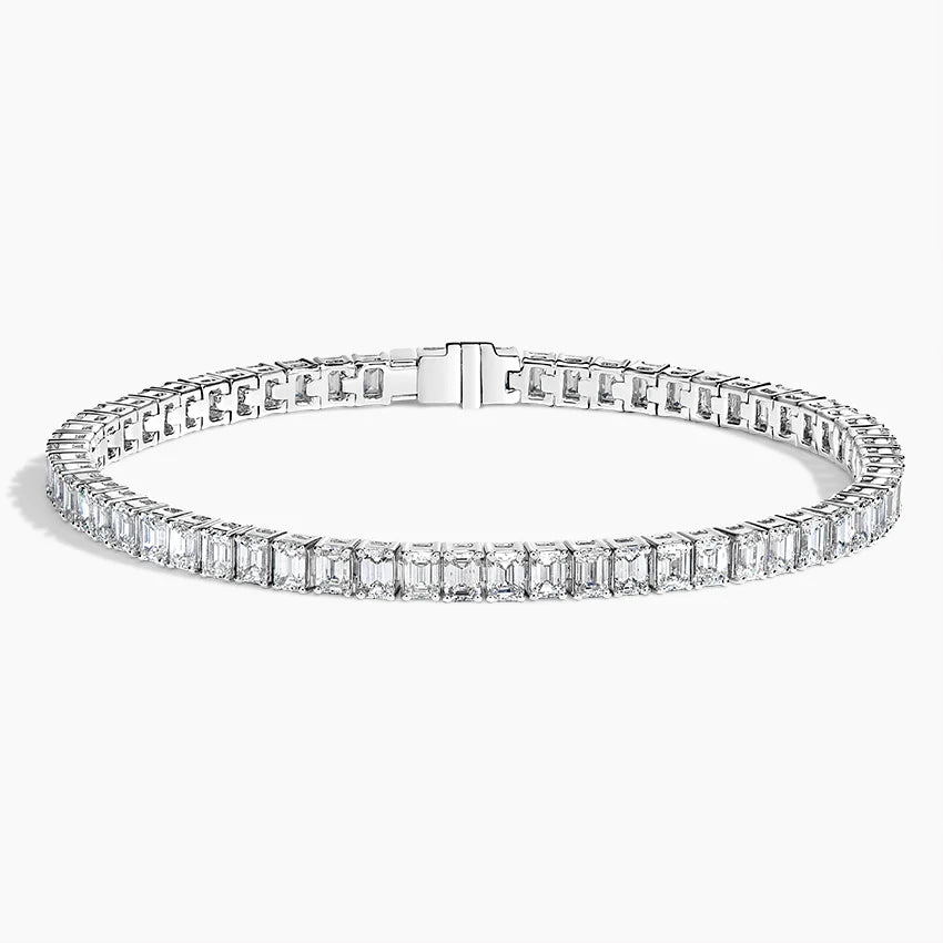 18K White Gold Emerald-Cut Tennis Bracelet